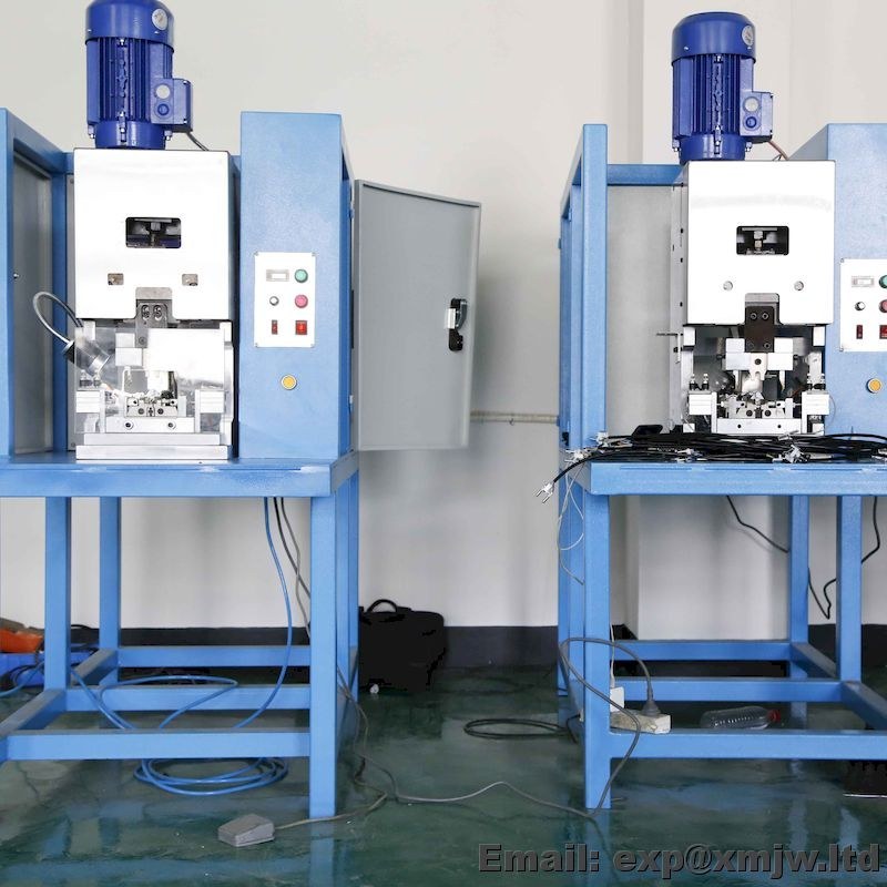 MA-020 Semi-auto Terminal Crimping: CEE7/7 Schuko European 3 Pin Plug