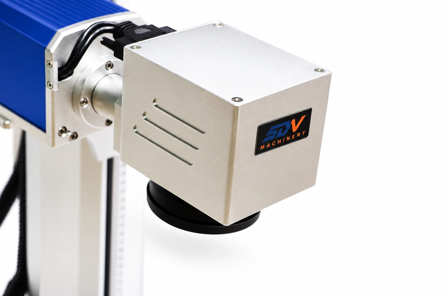 60W JPT MOPA M7 光纤激光器 - 旋转轴金属切割雕刻