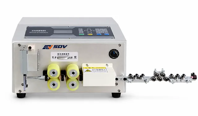 Fully Automatic Stripping Cutting Machine For Copper Wire GW-729